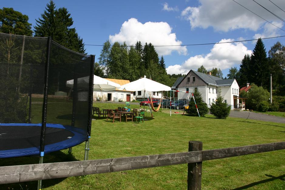 Jeleni Chata Skladanka Lučany nad Nisou Eksteriør bilde
